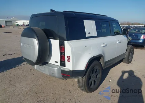 2022 Land Rover Defender 110 Standard z USA, uszkodzony, nr VIN SALEK7RX0N2077920